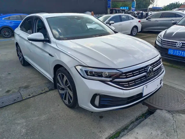Volkswagen Sagitar — Фото автомобиля 3