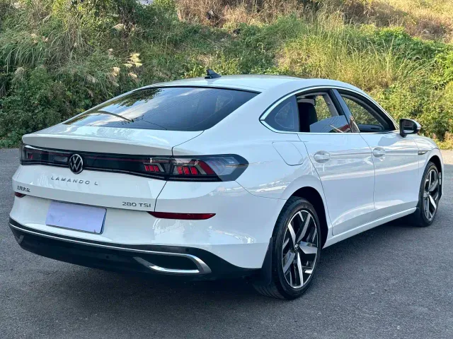 Volkswagen Lamando — Фото автомобиля 9