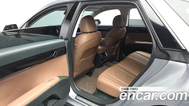 Hyundai Grandeur Grandeur (GN7) — Фото автомобиля 25