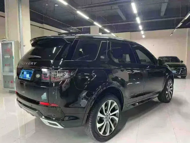 Land Rover Discovery Sport — Фото автомобиля 7