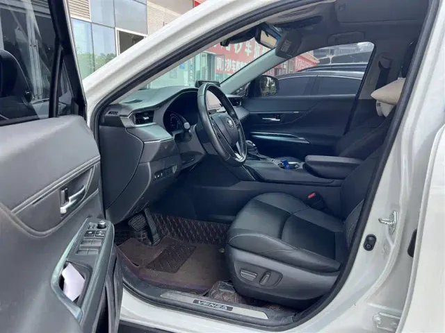 Toyota Venza — Фото автомобиля 4