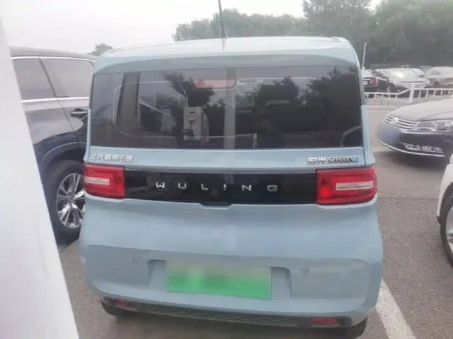 Wuling Hongguang Mini EV — Фото автомобиля 5