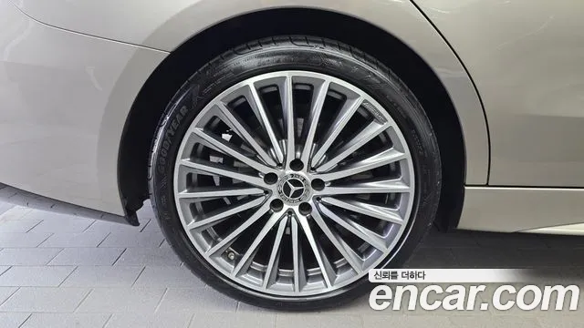 Mercedes-Benz C-Class — Фото автомобиля 5