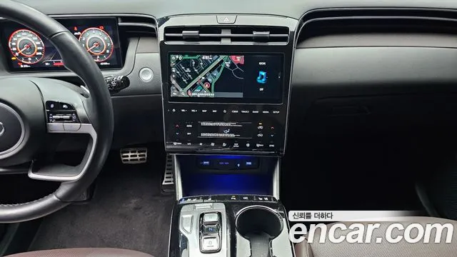 Hyundai Tucson Tucson (NX4) Бензин 1.6 турбо 2WD — Фото автомобиля 17