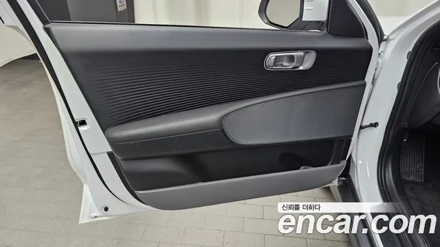 Hyundai Ioniq 6 — Фото автомобиля 13