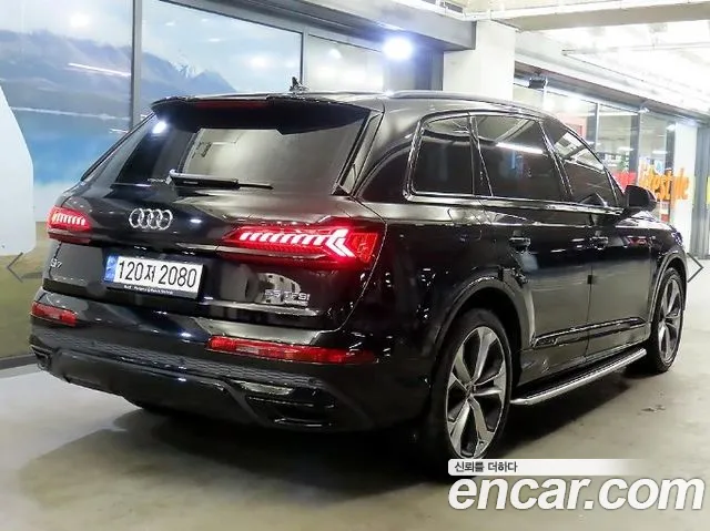 Audi Q7 55 TFSI quattro Premium — Фото автомобиля 4