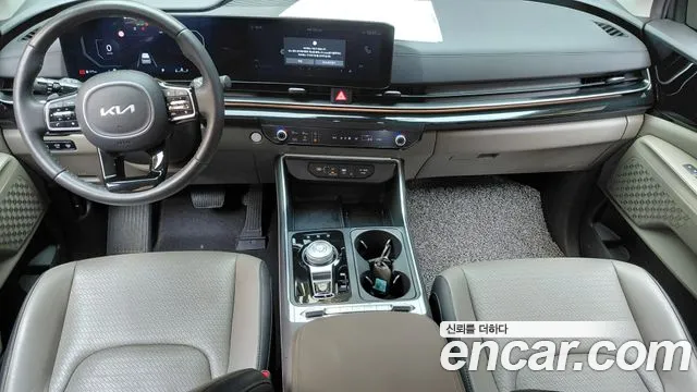 Kia Carnival Generation 4 — Фото автомобиля 10