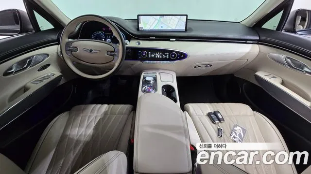 Genesis GV70 — Фото автомобиля 10