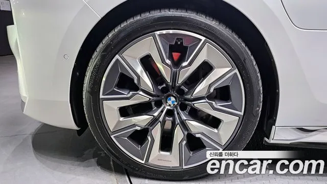 BMW 7-Series 7 серия (G70) — Фото автомобиля 5