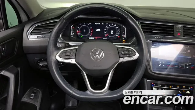 Volkswagen Tiguan — Фото автомобиля 13