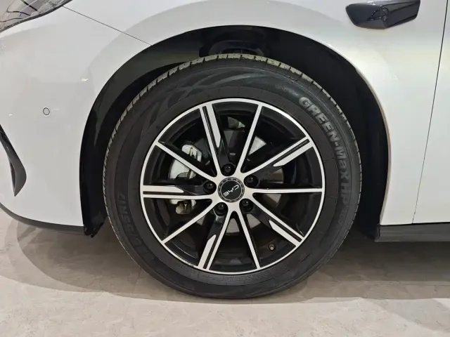 BYD Seal 06 — Фото автомобиля 16