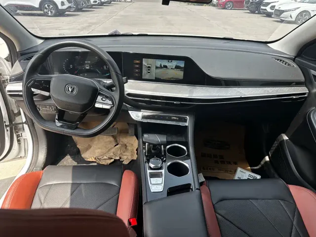 Changan Eado — Фото автомобиля 13