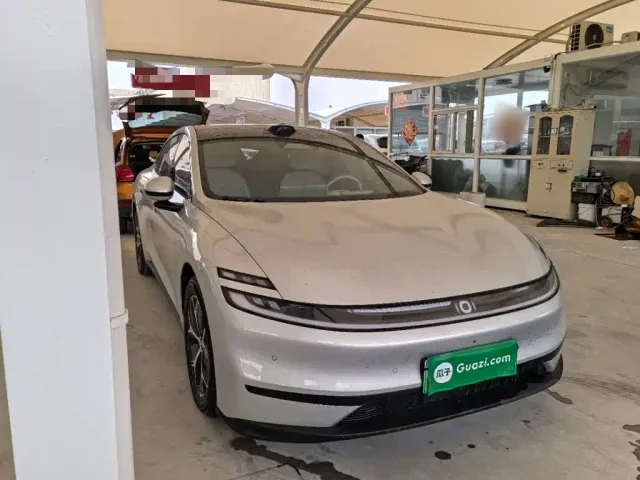 Changan Qiyuan A06 — Фото автомобиля 3