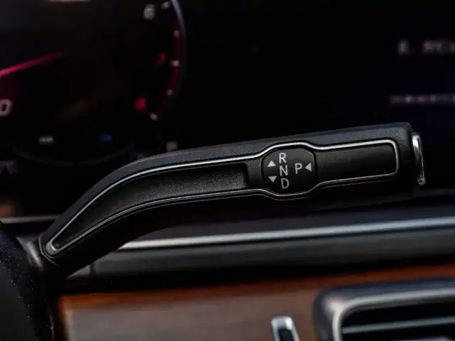Mercedes-Benz GLE-Class — Фото автомобиля 16