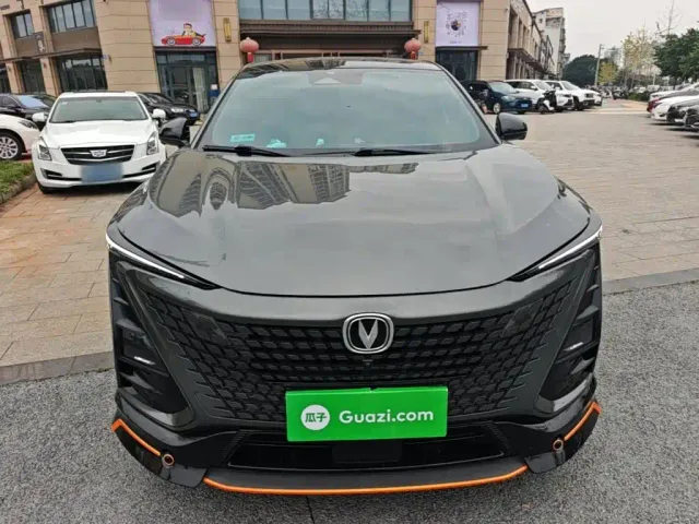 Changan UNI-T — Фото автомобиля 2