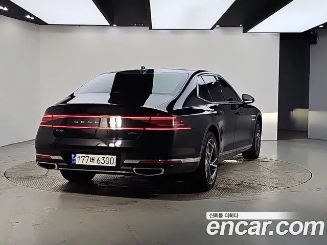 Genesis G90 Бензин 3.5 турбо AWD — Фото автомобиля 2