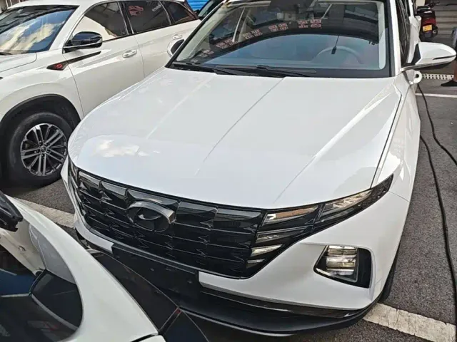 Hyundai Tucson — Фото автомобиля 2