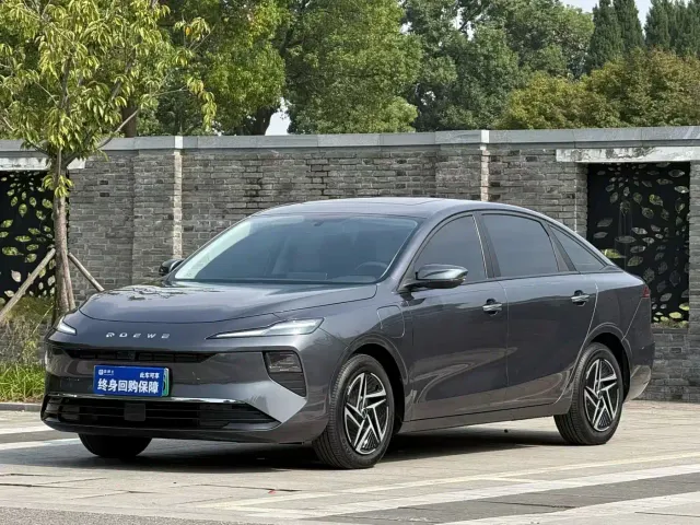 Фотография автомобиля — Roewe D6