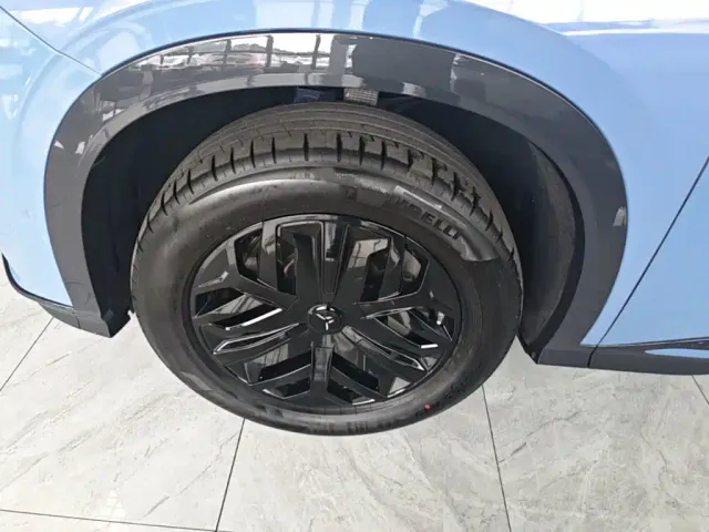 Hongqi Tian Gong 08 — Фото автомобиля 22