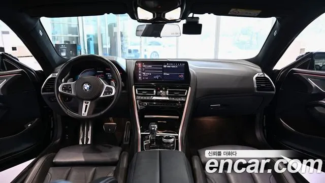 BMW 8-Series — Фото автомобиля 8
