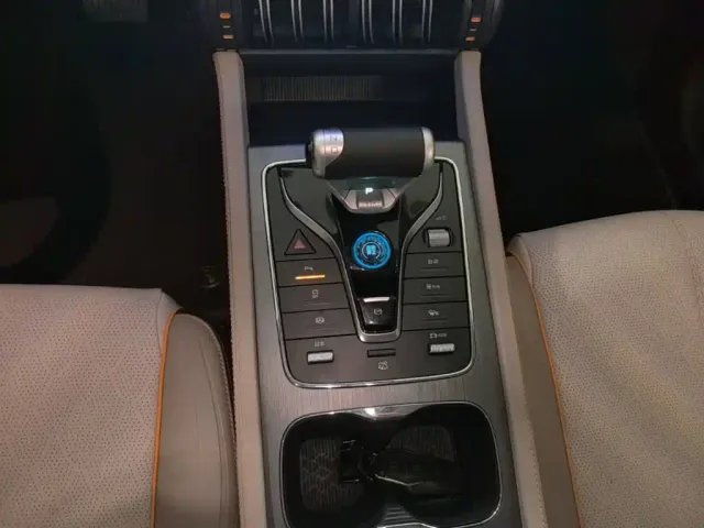 BYD Yuan PLUS — Фото автомобиля 13
