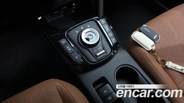 Kia Seltos New — Фото автомобиля 12