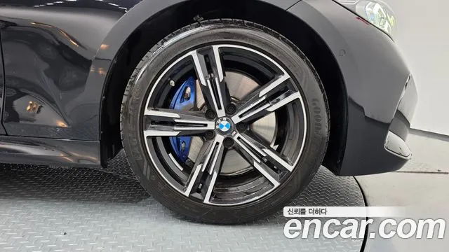 BMW 3 Series — Фото автомобиля 6