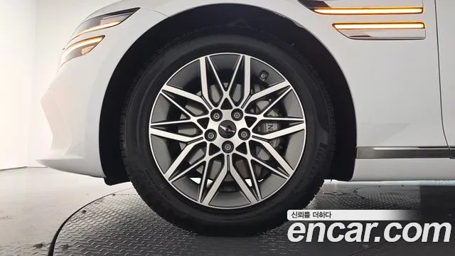 Genesis G80 RG3 — Фото автомобиля 5