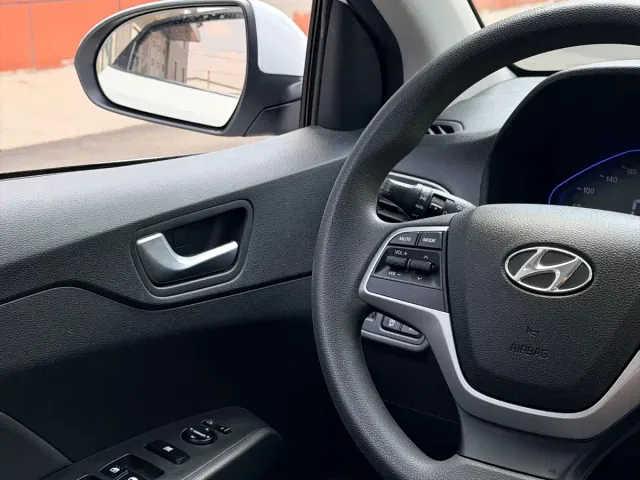 Hyundai Verna — Фото автомобиля 15