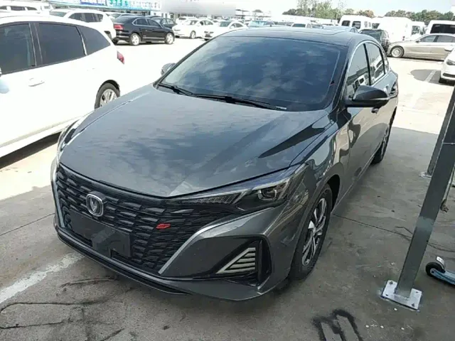 Фотография автомобиля — Changan Eado