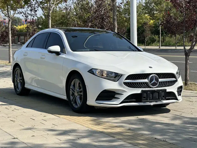Mercedes-Benz A-Class — Фото автомобиля 4