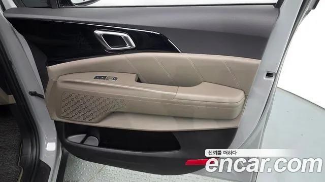 Kia Carnival 4th Gen — Фото автомобиля 13
