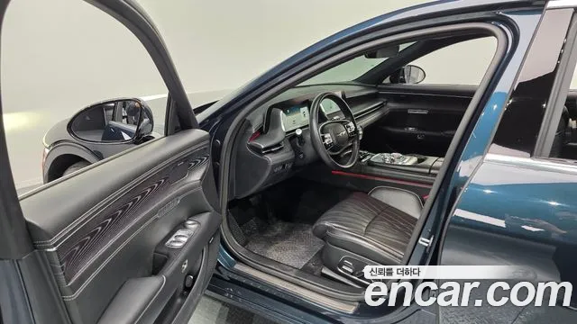 Genesis G90 Бензин 3.5 турбо AWD — Фото автомобиля 11
