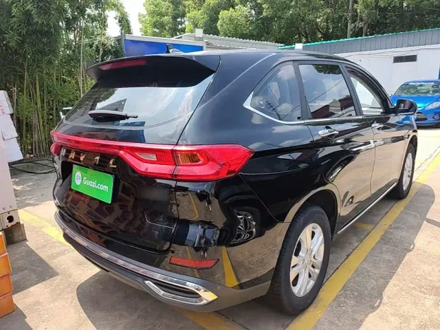 Haval M6 — Фото автомобиля 6