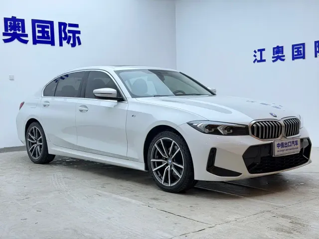 BMW 3 Series — Фото автомобиля 3