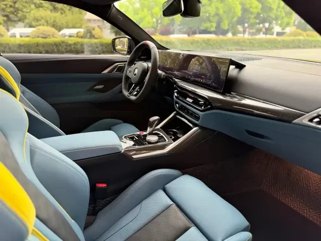 BMW M4 — Фото автомобиля 9