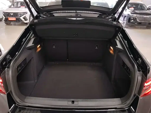 Skoda Superb — Фото автомобиля 18