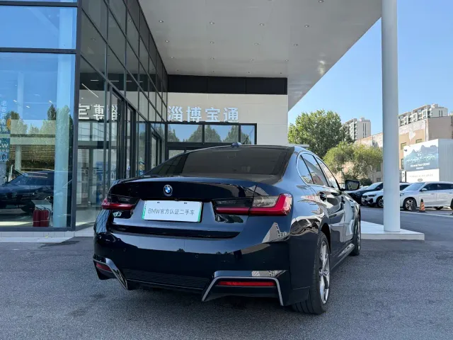 BMW i3 — Фото автомобиля 17