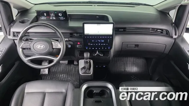 Hyundai Staria — Фото автомобиля 10