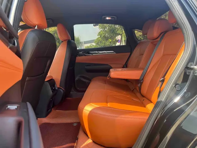 Wuling Starlight — Фото автомобиля 6