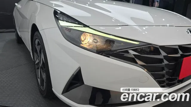 Hyundai Avante CN7 — Фото автомобиля 7