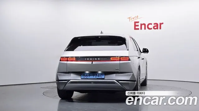 Hyundai Ioniq 5 — Фото автомобиля 4
