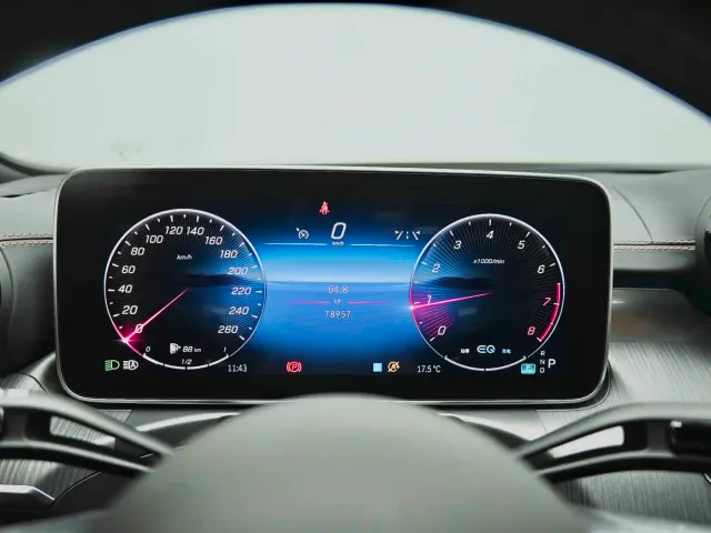 Mercedes-Benz C-Class — Фото автомобиля 26