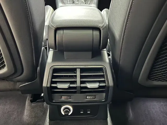 Audi Q3 — Фото автомобиля 8