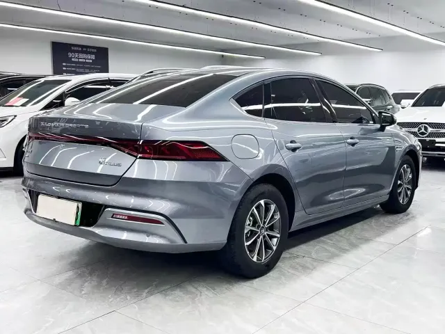 BYD Qin PLUS — Фото автомобиля 4