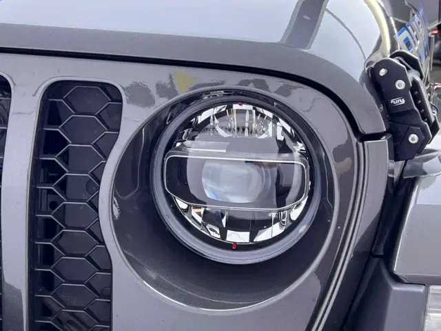 Jeep Wrangler 4xe — Фото автомобиля 12