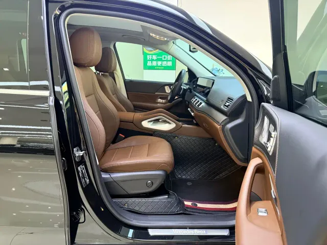 Mercedes-Benz GLS-Class — Фото автомобиля 9