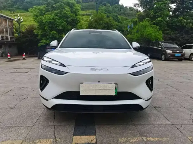 BYD Sealion 06 — Фото автомобиля 2