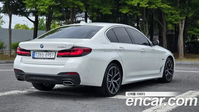 BMW 5-Series 5 серия (G30) — Фото автомобиля 2