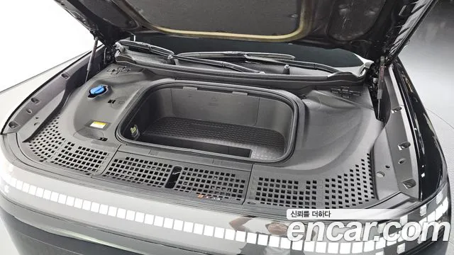 Hyundai Ioniq 9 — Фото автомобиля 9